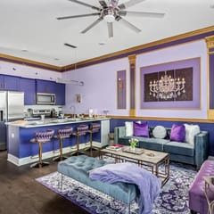 3 m Downtown ! Glam Haus! Large Groups